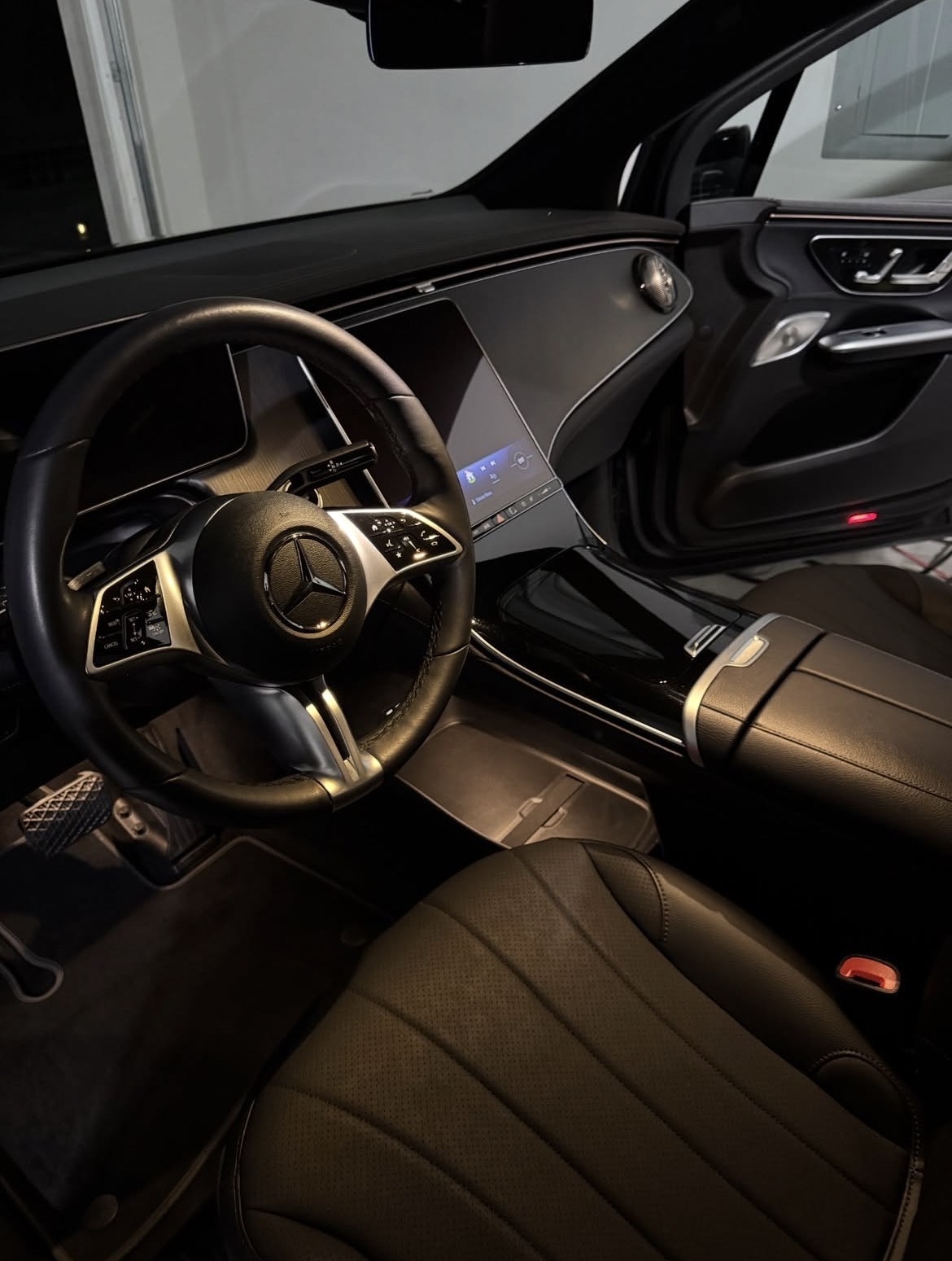 Detailed Mercedes interior — cockpit and front seats